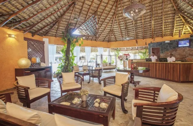 Hotel All Inclusive WhalaBavaro Punta Cana lobby reception
